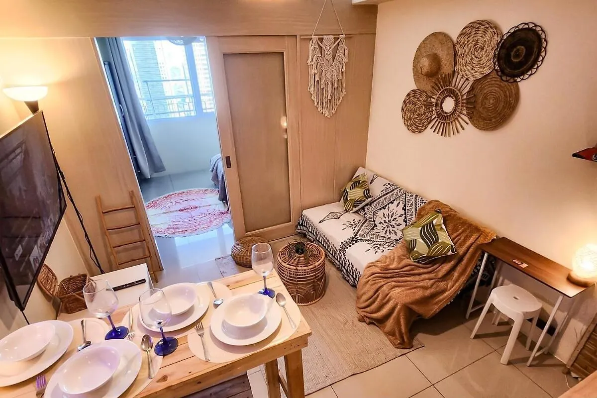 Boho City View 1Br Apt In Makati With Netflix location
