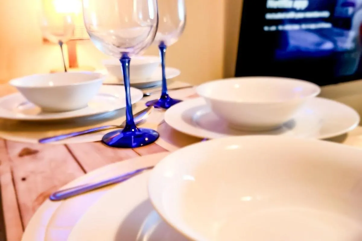Apartment Boho City View 1Br Apt In Makati With Netflix Manila