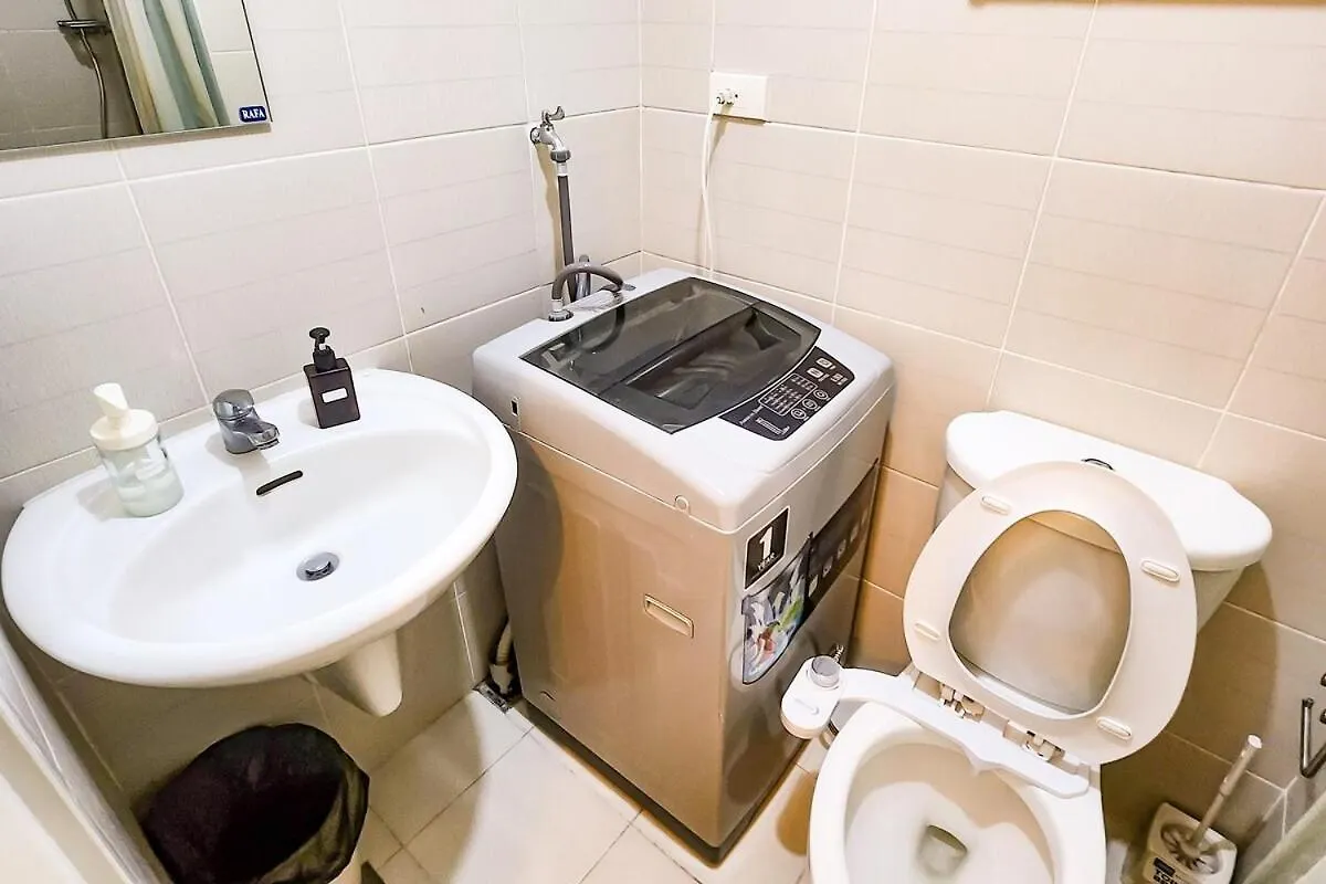Boho City View 1Br Apt In Makati With Netflix Manila