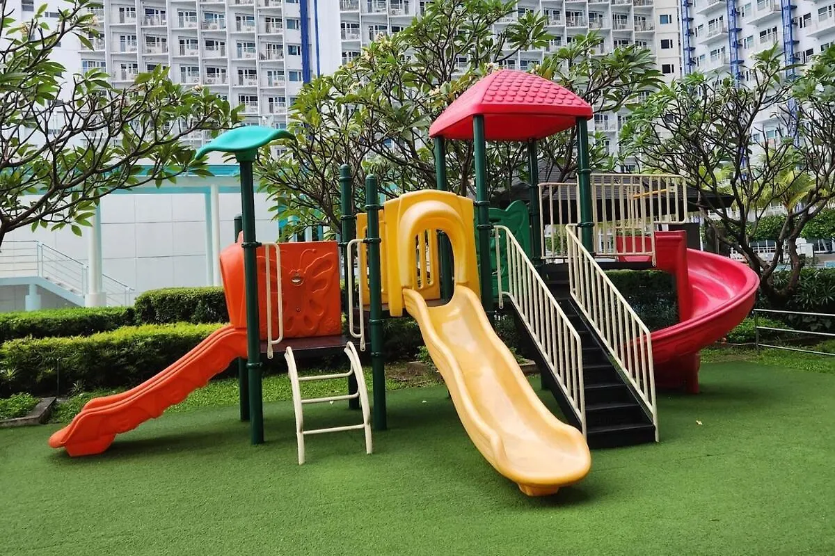 Boho City View 1Br Apt In Makati With Netflix Manila