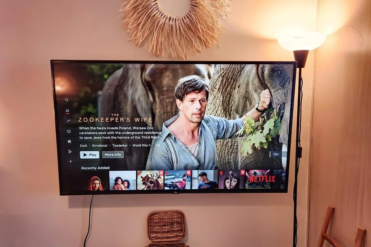 Boho City View 1Br Apt In Makati With Netflix Manila